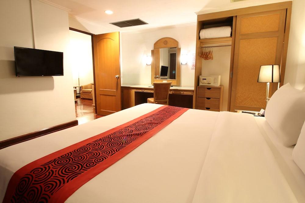 Grand Tower Inn Rama 6 Bangkok Bagian luar foto
